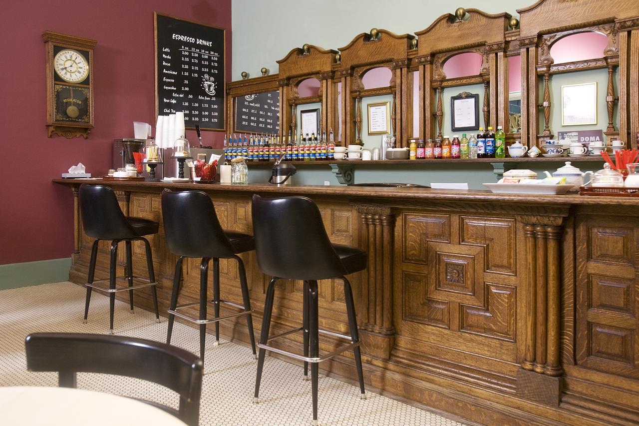 Weinhard Hotel Dayton Экстерьер фото