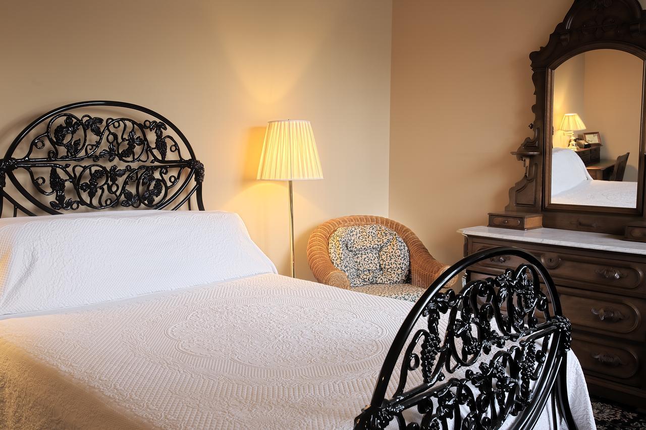 Weinhard Hotel Dayton Экстерьер фото